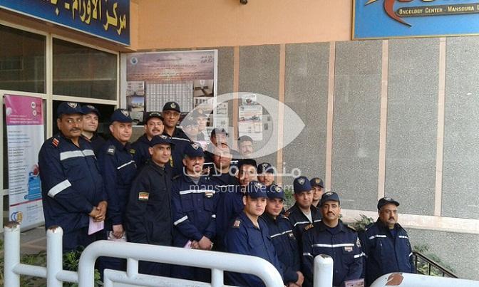 ضباط الحماية المدنية بالدقهلية يزورون اطفال مركز الاورام الجامعى بالمنصورة