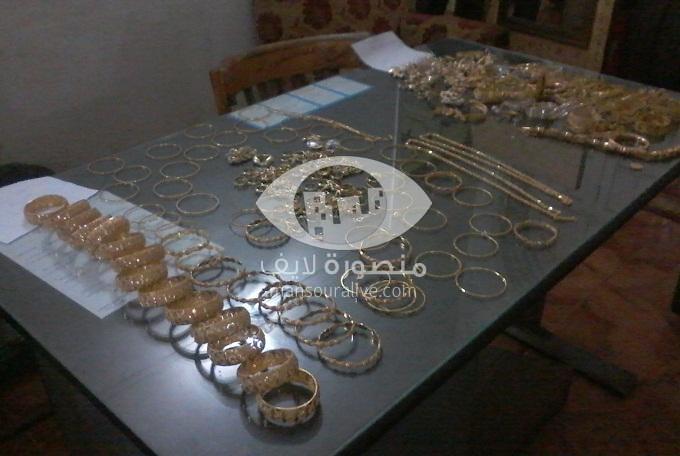 امن الدقهلية يضبط 4139 جراما من الذهب المهرب بمدينة المنصورة