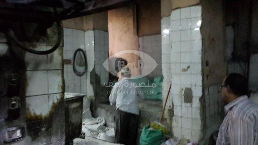 ضبط 1,3 طن دقيق مدعم داخل مخبز سياحى بمدينة المنصورة