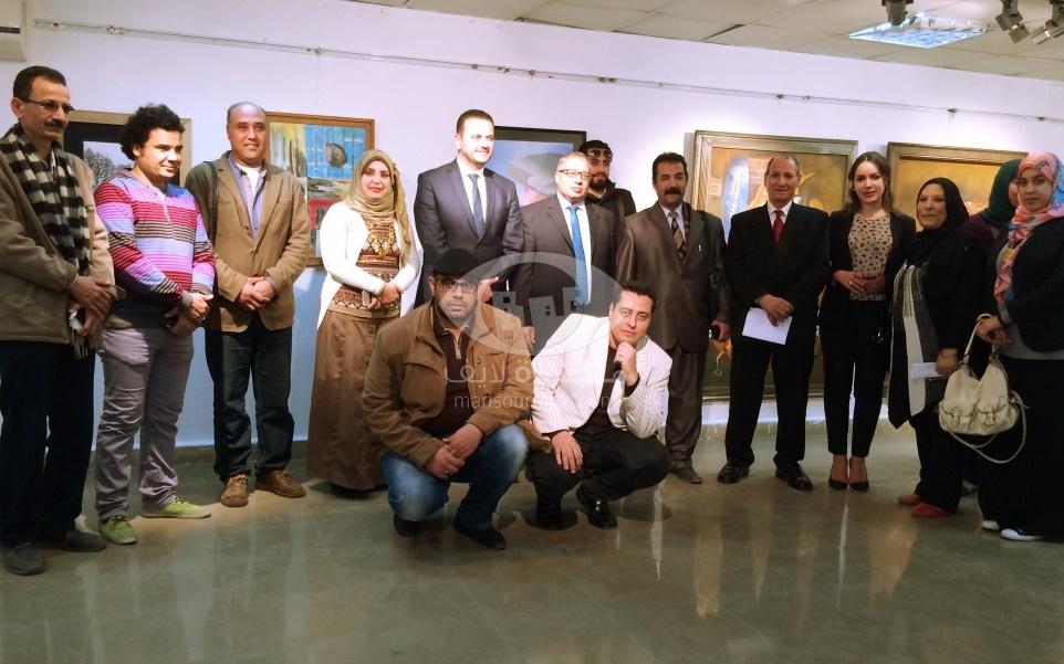 افتتاح فعاليات معرض صالون ابداعات فنانى اقليم شرق الدلتا الثقافى