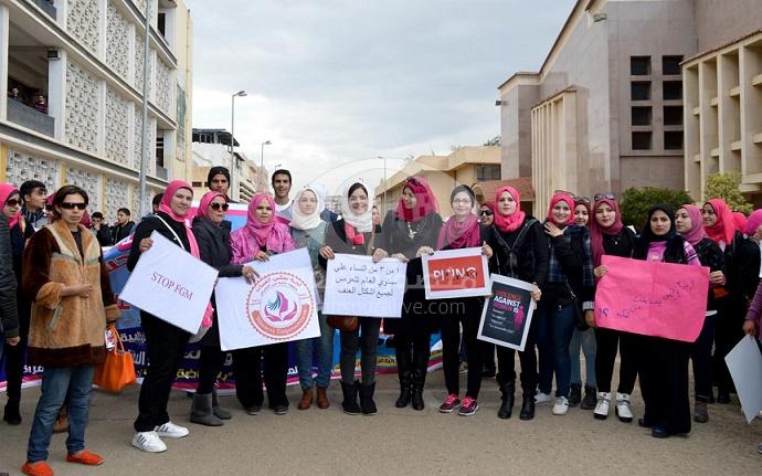 جامعة المنصورة تنظم مسيرة كبرى لمناهضة العنف ضد المرأة 